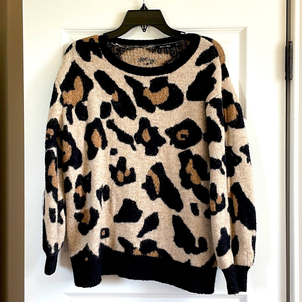 Women’s oversized sweater, Size Small!